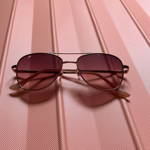Foster Grant Accessories - Foster Grant Sunglasses